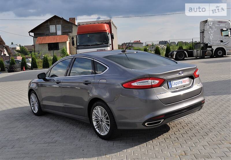 Седан Ford Fusion 2014 в Рівному