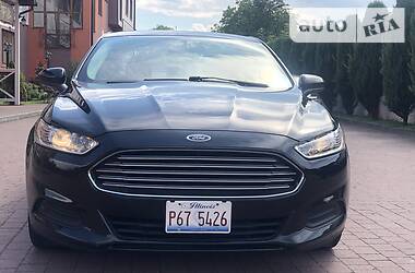 Седан Ford Fusion 2015 в 