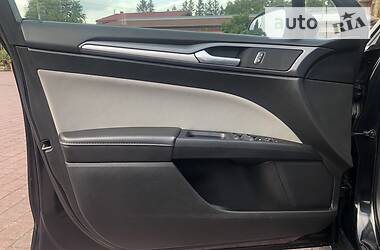 Седан Ford Fusion 2015 в 