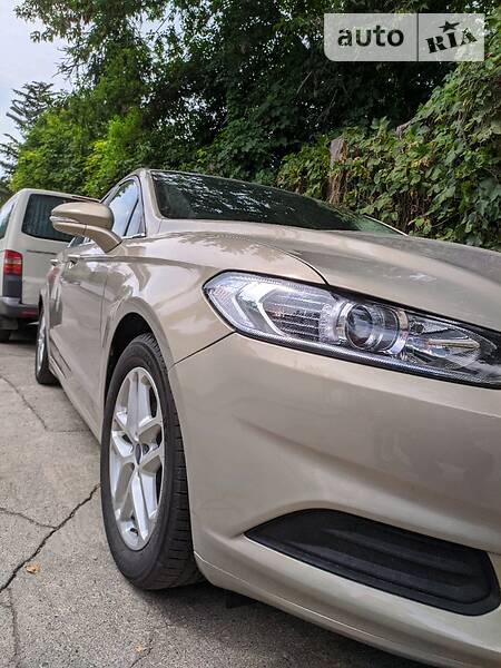 Седан Ford Fusion 2014 в Києві
