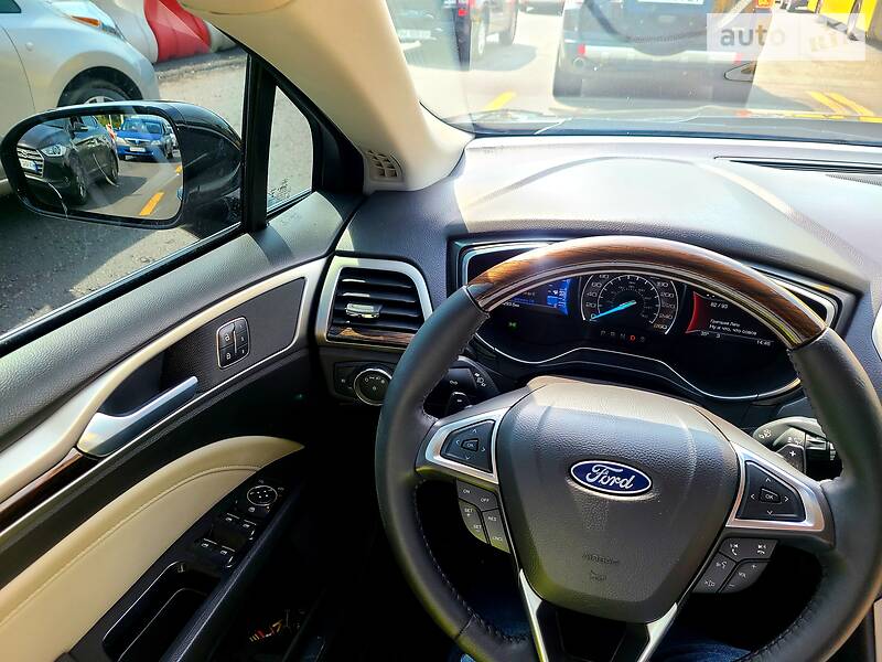 Седан Ford Fusion 2016 в Киеве