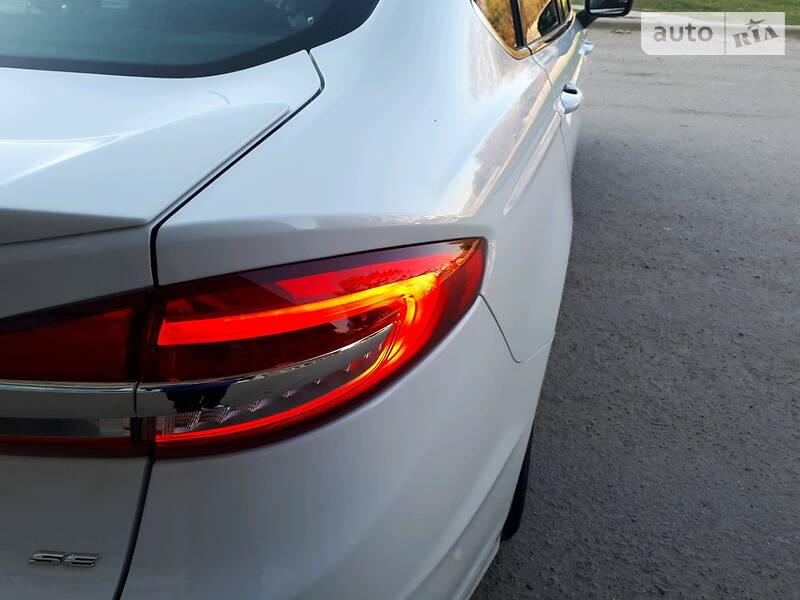 Седан Ford Fusion 2018 в Тернополе