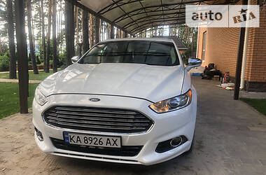 Седан Ford Fusion 2014 в 