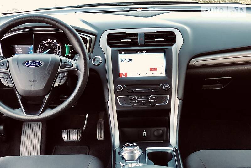 Седан Ford Fusion 2017 в Одессе