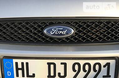 Хэтчбек Ford Fusion 2005 в 