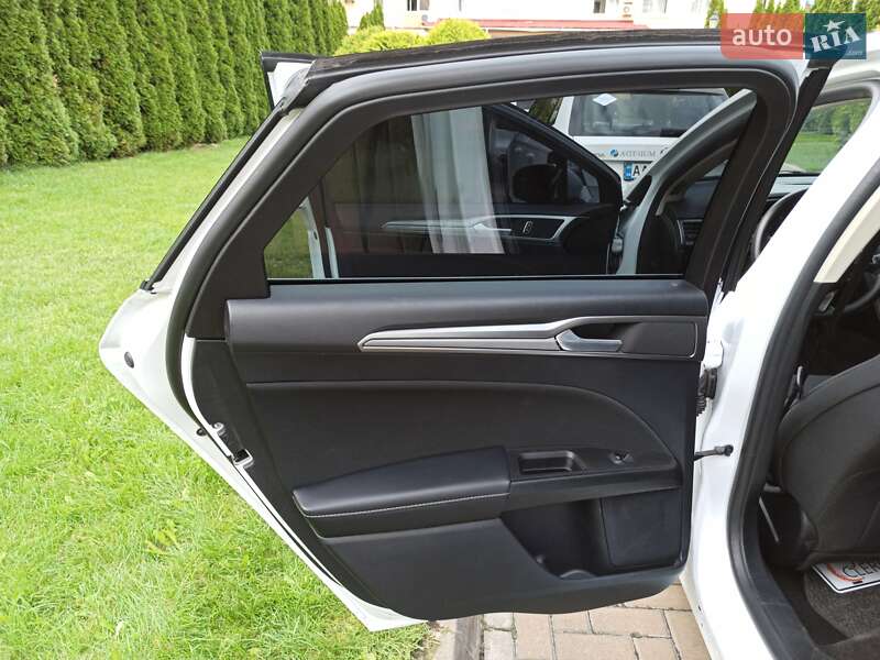 Седан Ford Fusion 2019 в Киеве