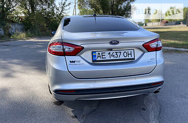 Седан Ford Fusion 2015 в Днепре