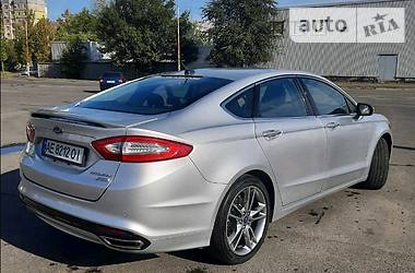 Седан Ford Fusion 2014 в Кривом Роге