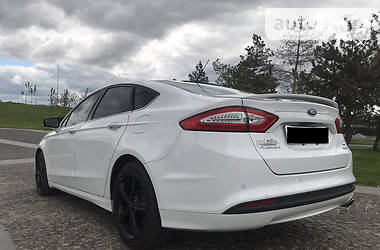 Седан Ford Fusion 2016 в Днепре