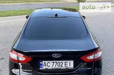 Седан Ford Fusion 2015 в Владимир-Волынском