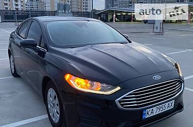 Седан Ford Fusion 2019 в Киеве