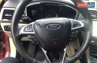 Седан Ford Fusion 2014 в 