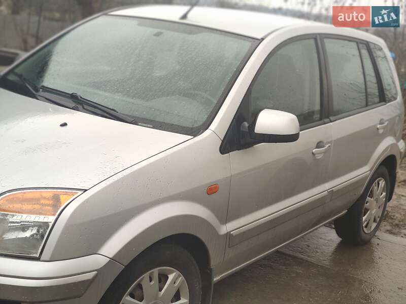 Хетчбек Ford Fusion 2012 в Мукачевому