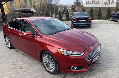 Седан Ford Fusion 2016 в Ровно