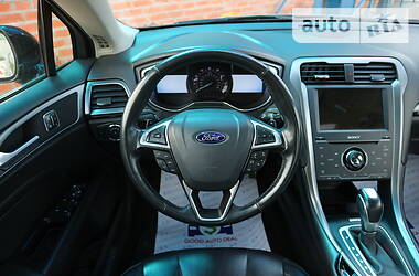 Седан Ford Fusion 2013 в Харкові