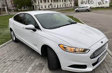 Седан Ford Fusion 2013 в Днепре