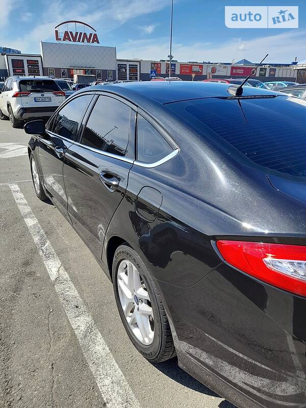 Седан Ford Fusion 2014 в Киеве