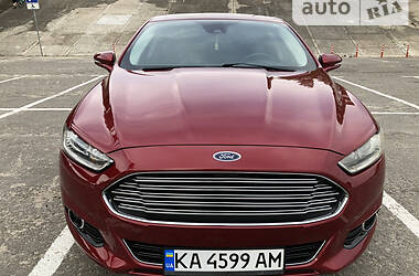 Седан Ford Fusion 2014 в 