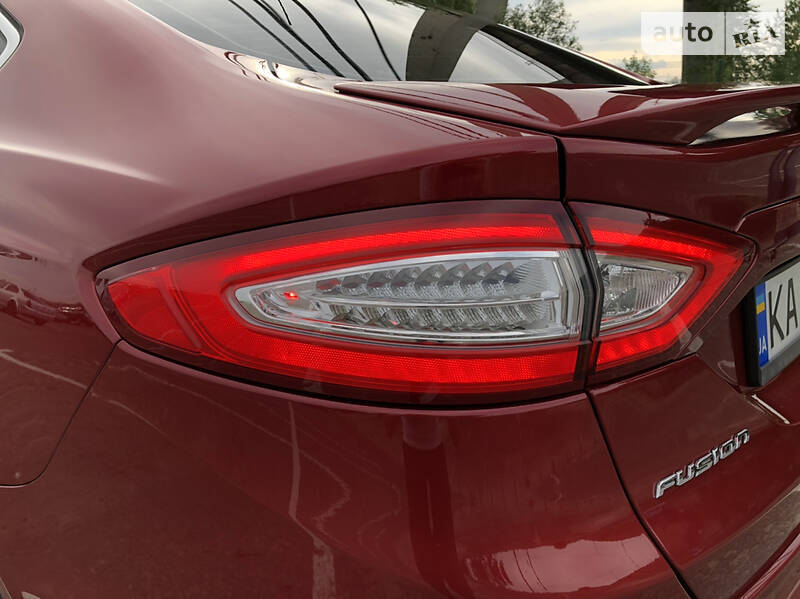 Седан Ford Fusion 2014 в Киеве
