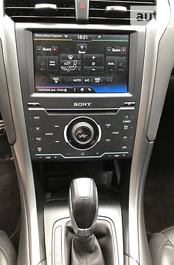 Седан Ford Fusion 2014 в 