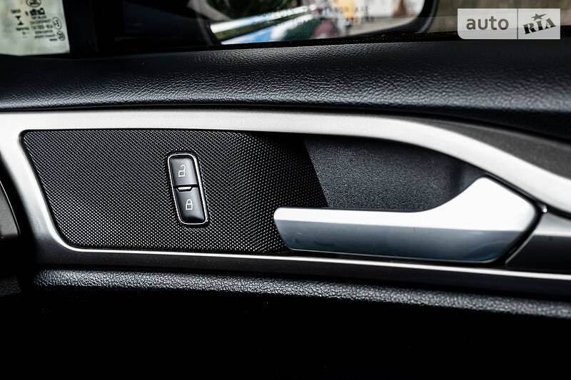 Седан Ford Fusion 2016 в Луцке