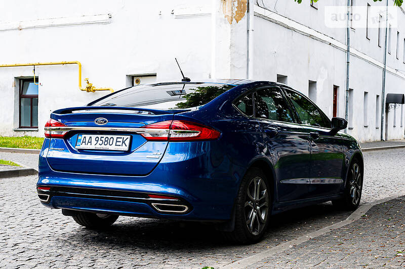 Седан Ford Fusion 2016 в Луцке