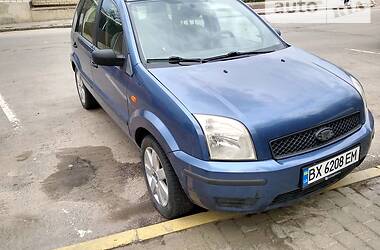 Хэтчбек Ford Fusion 2005 в 