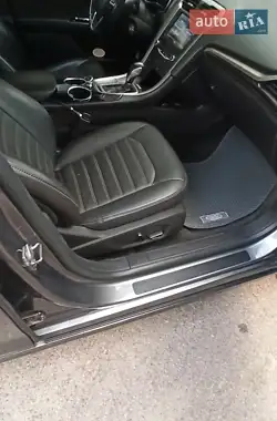 Ford Fusion 2013