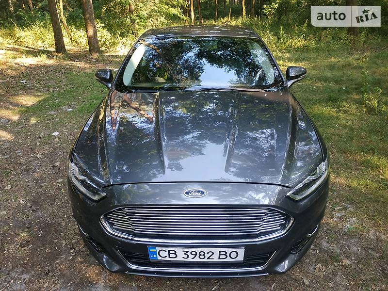 Седан Ford Fusion 2015 в Чернігові