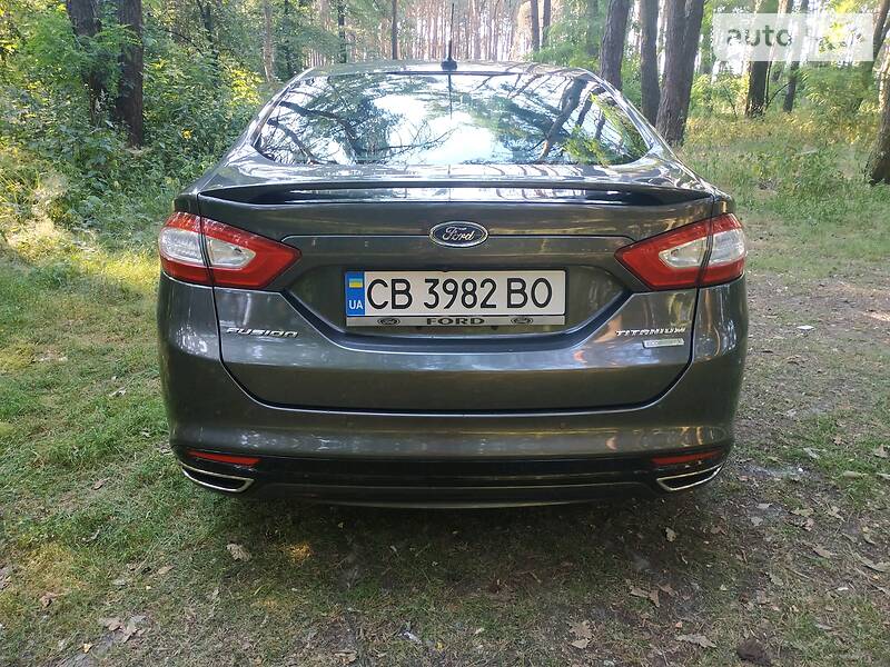 Седан Ford Fusion 2015 в Чернігові
