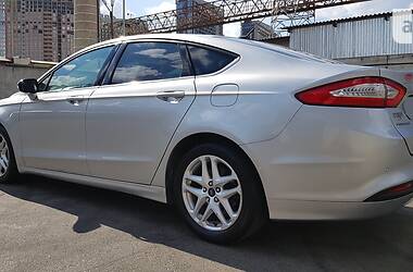 Седан Ford Fusion 2013 в Киеве