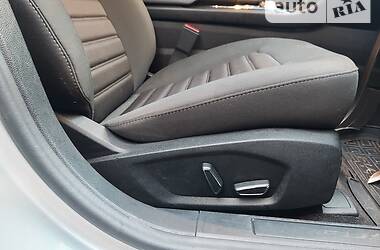 Седан Ford Fusion 2016 в 