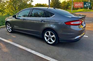 Седан Ford Fusion 2013 в Киеве