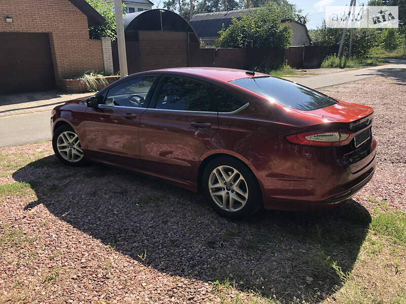 Седан Ford Fusion 2014 в Киеве