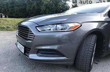 Седан Ford Fusion 2013 в Івано-Франківську