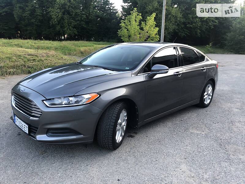 Седан Ford Fusion 2013 в Ивано-Франковске