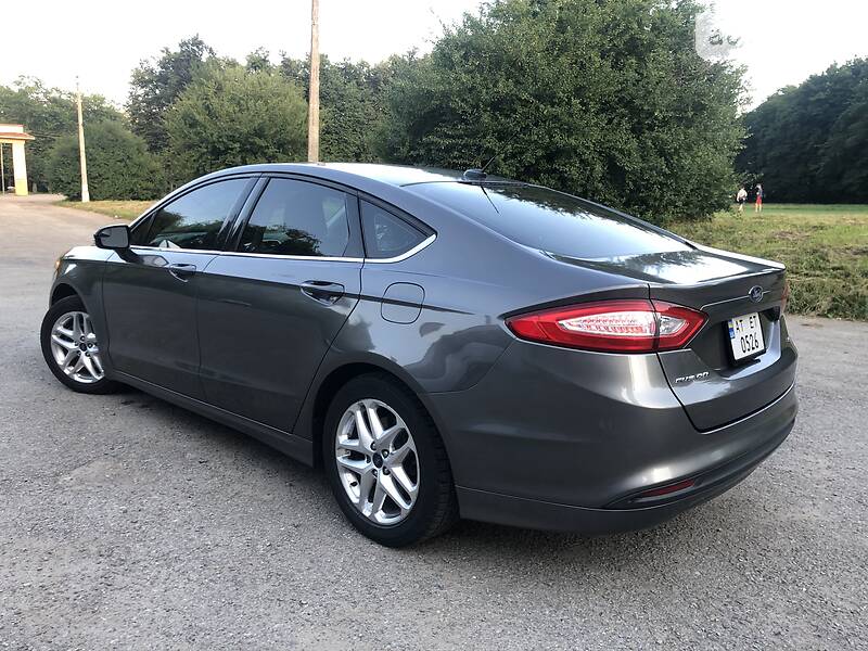 Седан Ford Fusion 2013 в Ивано-Франковске