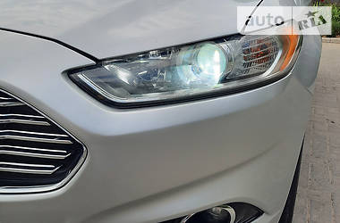 Седан Ford Fusion 2016 в 