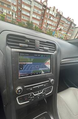 Седан Ford Fusion 2017 в 