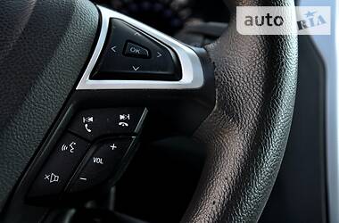 Седан Ford Fusion 2015 в 