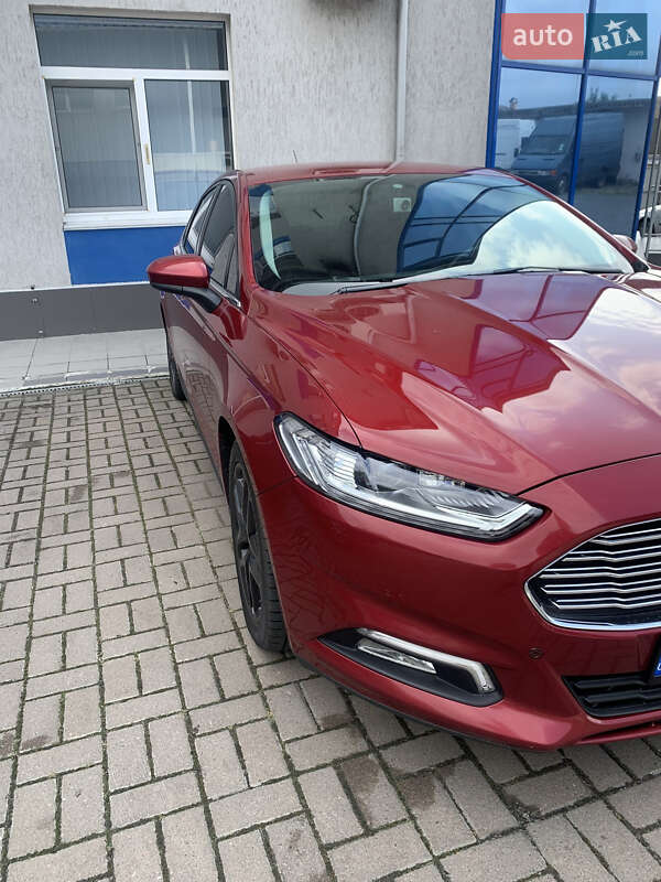 Седан Ford Fusion 2016 в Киеве