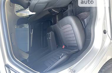 Седан Ford Fusion 2016 в 