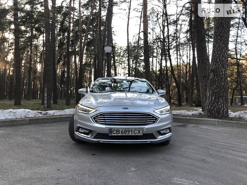 Седан Ford Fusion 2017 в 
