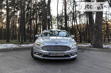 Седан Ford Fusion 2017 в 