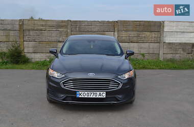 Седан Ford Fusion 2020 в Иршаве