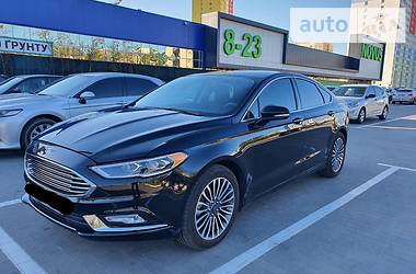 Седан Ford Fusion 2017 в 