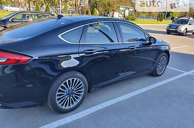 Седан Ford Fusion 2017 в 