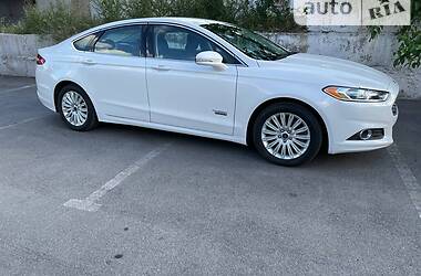 Седан Ford Fusion 2015 в Запорожье