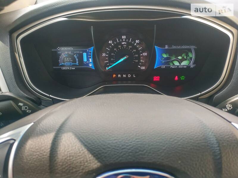 Седан Ford Fusion 2015 в Стрые