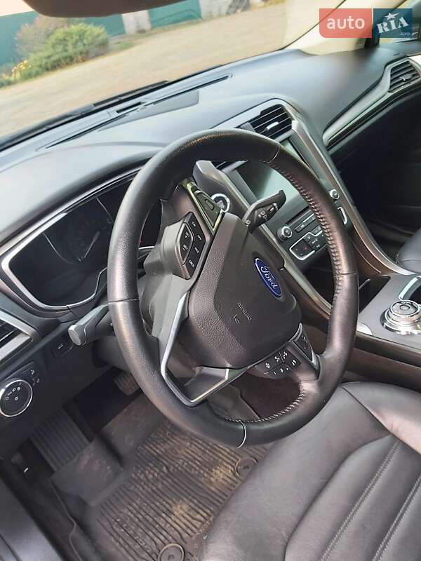 Седан Ford Fusion 2017 в Покрове